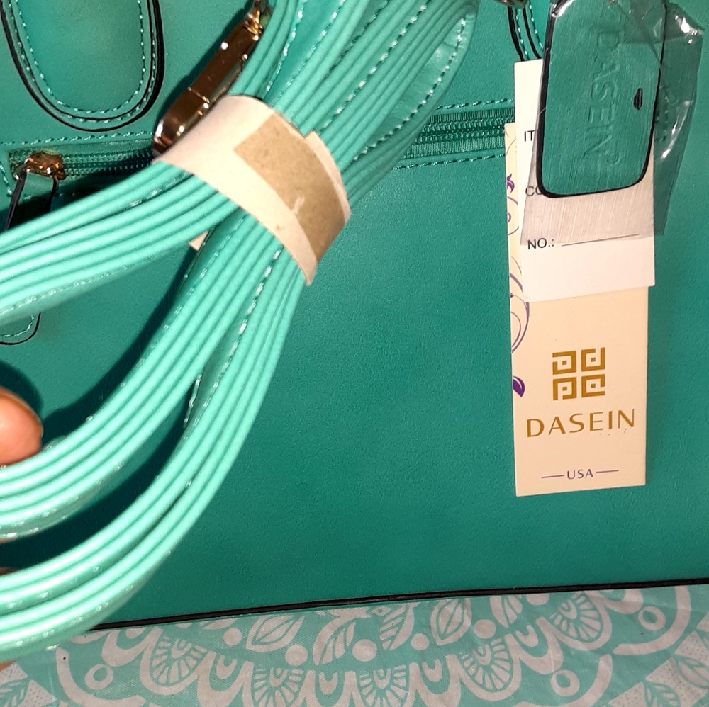 Purses - Picture 2 of 5
